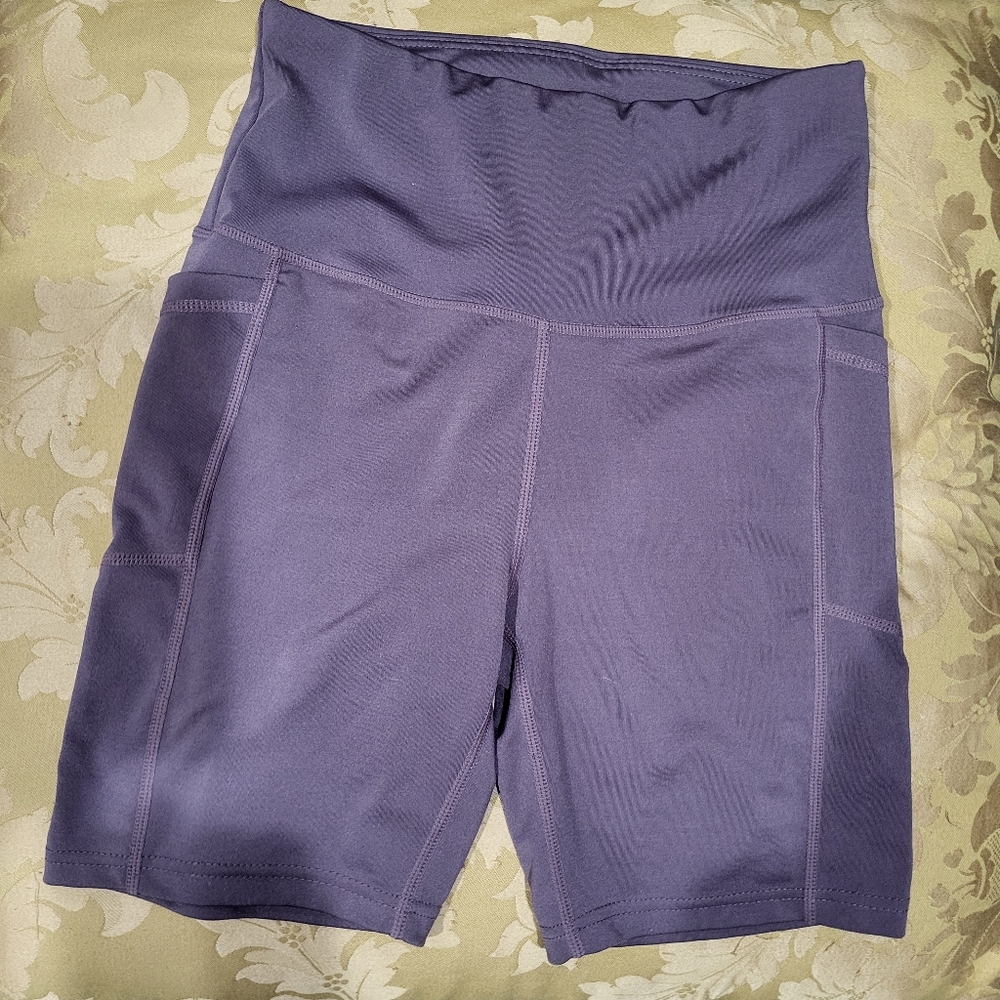 Dyce Active Taupe Shorts Size M